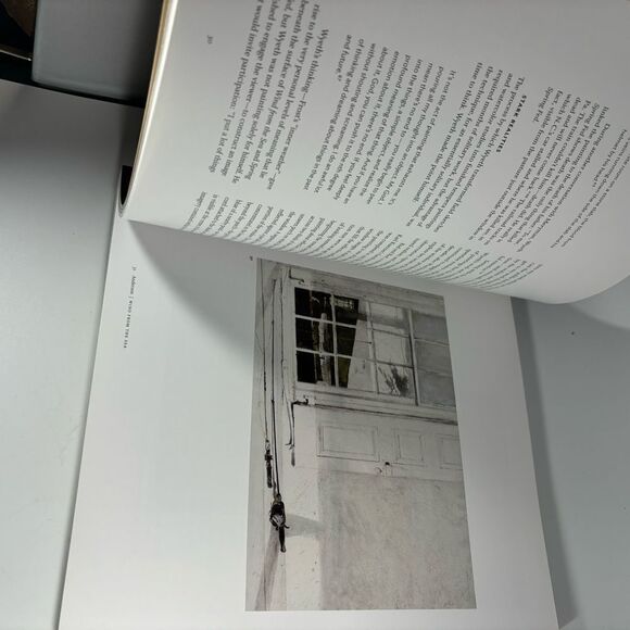 Andrew Wyeth. Looking Out, Looking In End Table Book‎ Art - Picture 6 of 6